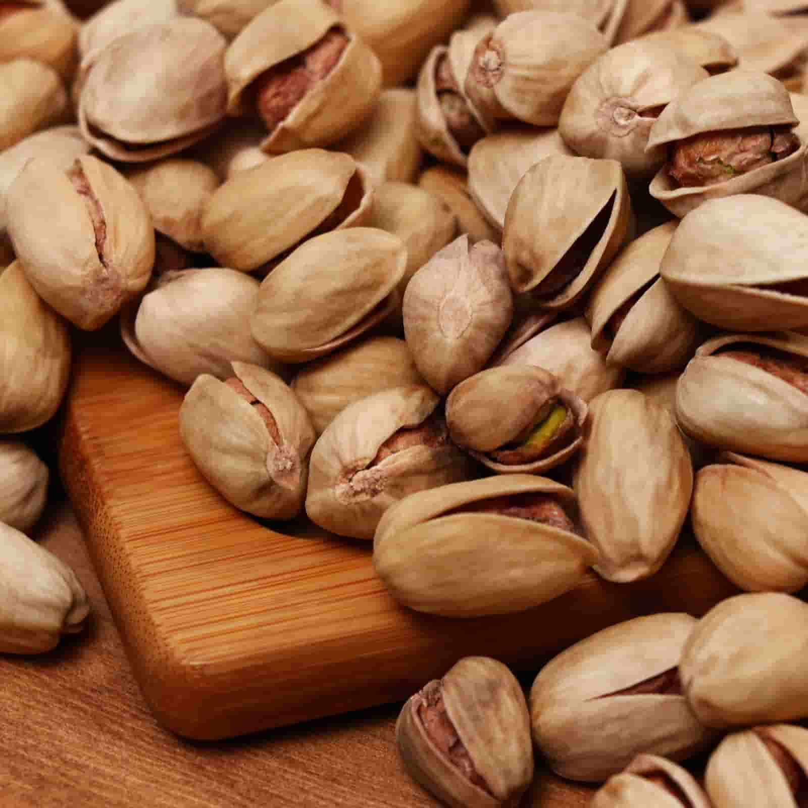 تصویر 3 از پسته احمد آقایی شور مخصوص صادرات